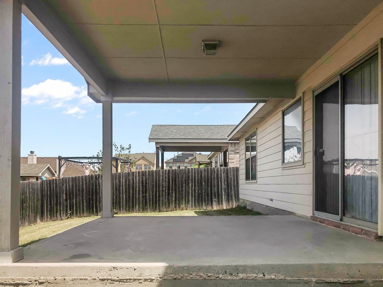 7209 Starwood Dr - Photo 4 of 40