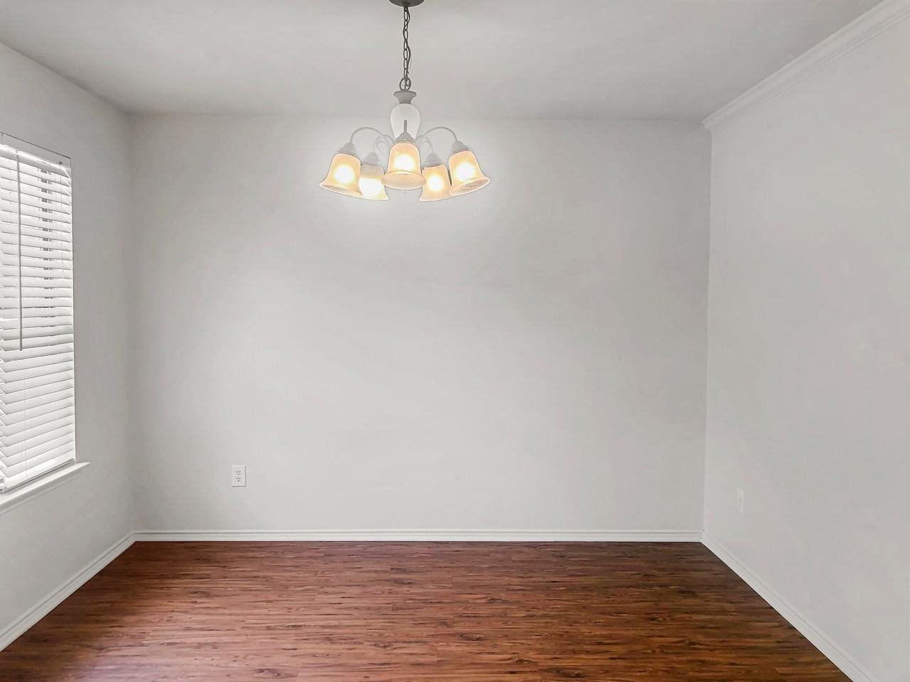 7209 Starwood Dr - Photo 7 of 40