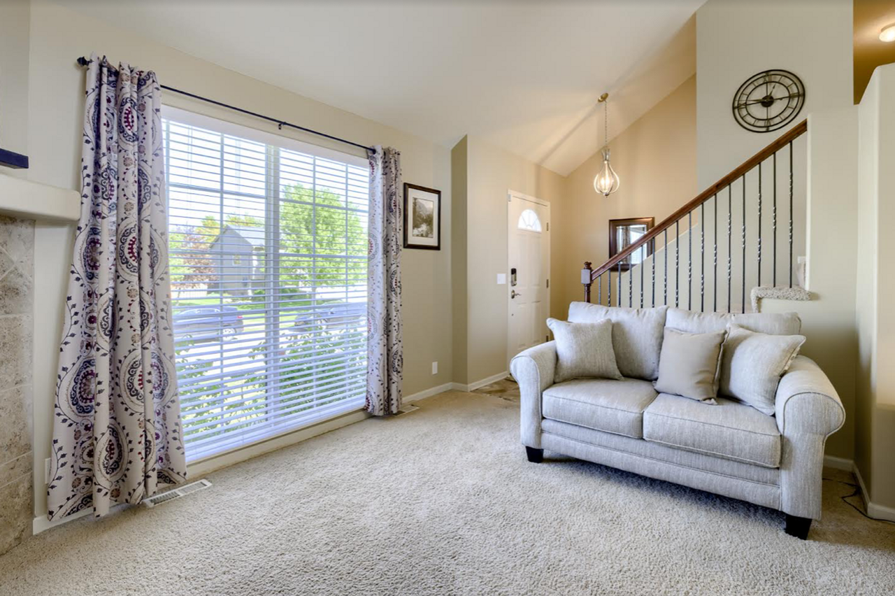 7409 Braun St - Photo 2 of 18