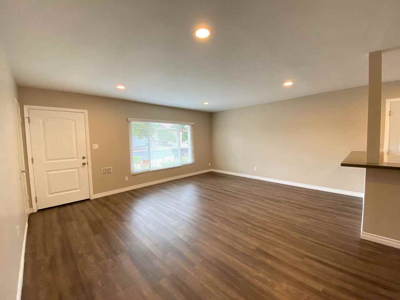 5224 E Falls View Dr - Photo 6 of 16