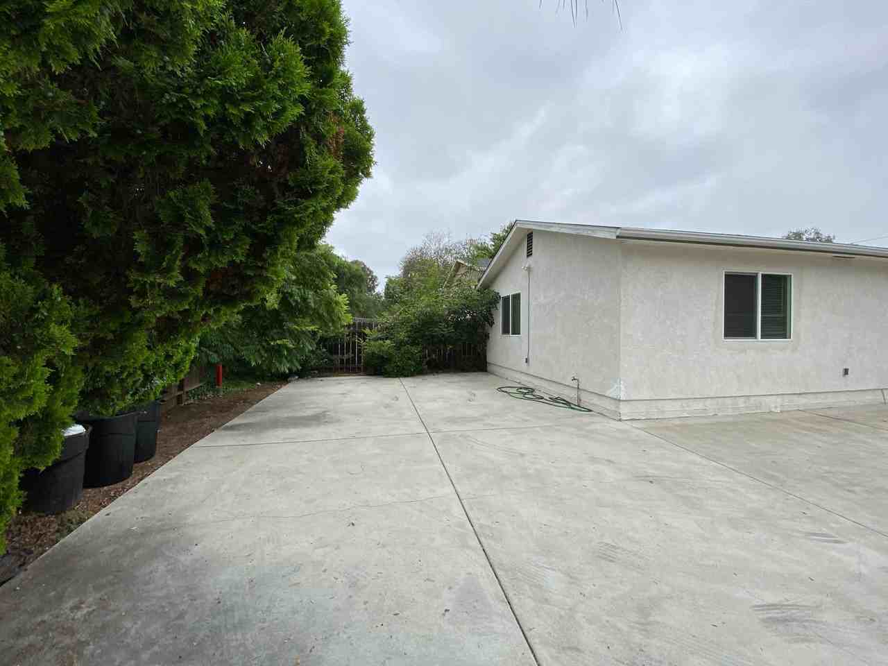 5775 Baja Dr - Photo 4 of 23