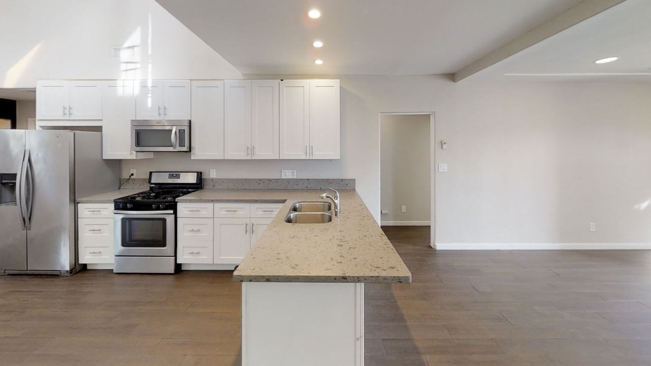 4837 Art Street - Photo 6 of 23