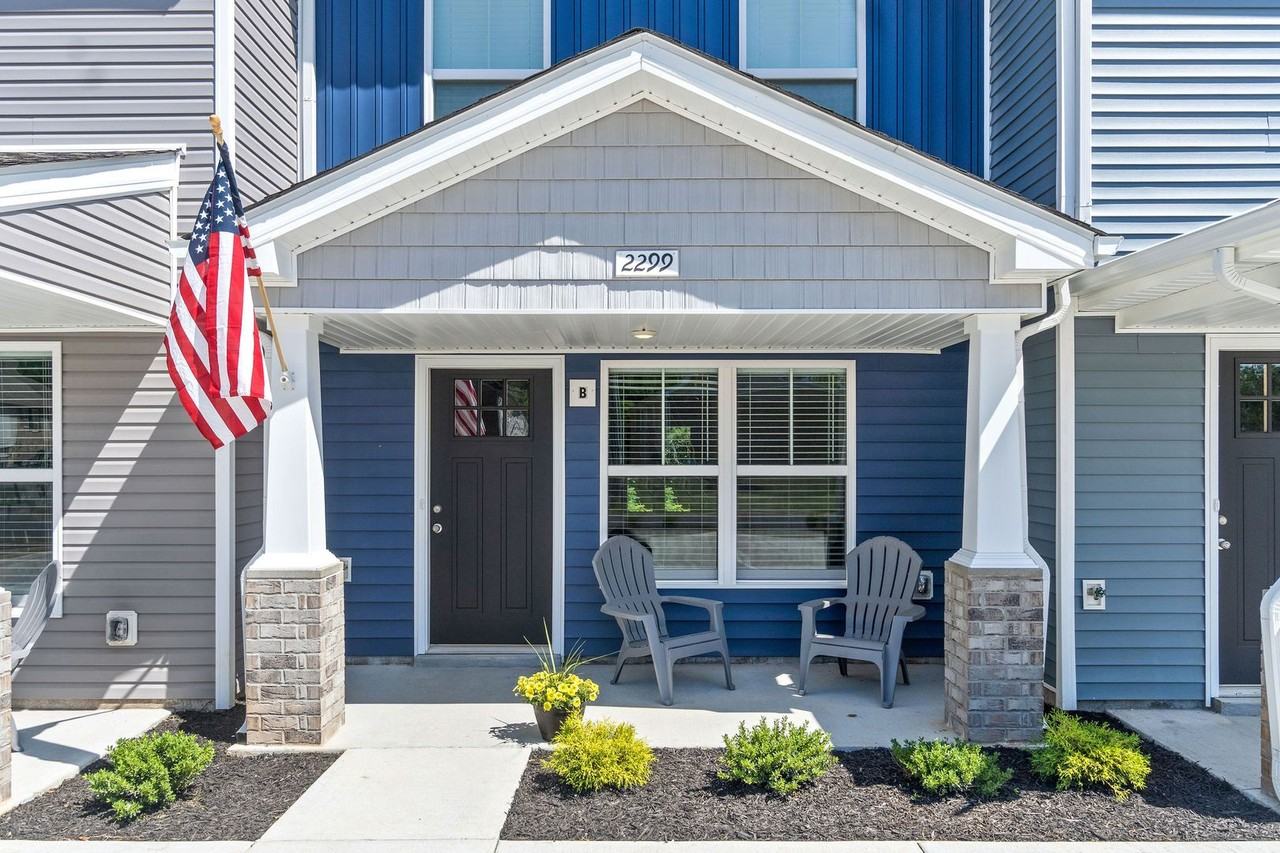 2299 Raleigh Court - Photo 2 of 24