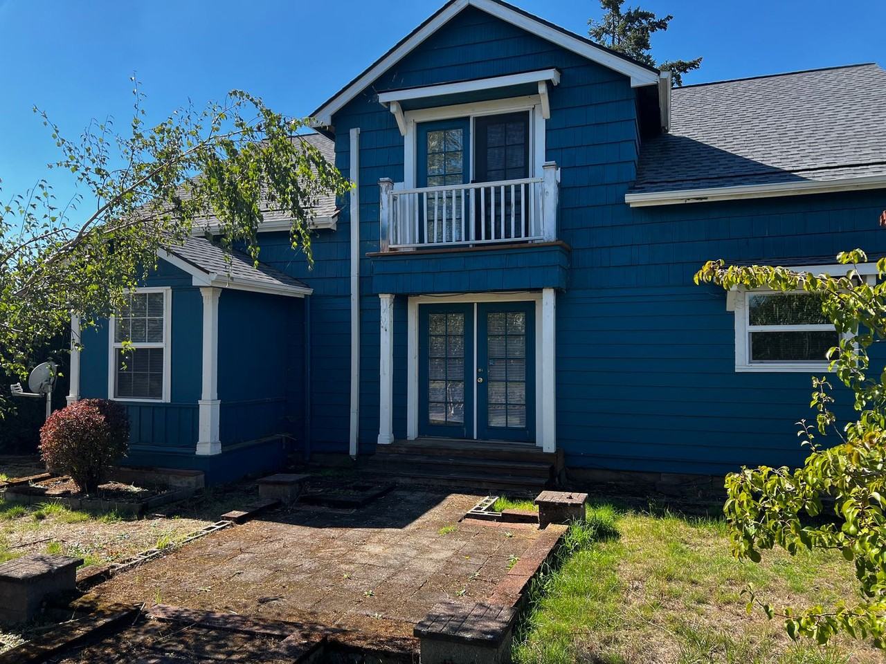4866 Main St - Photo 3 of 50
