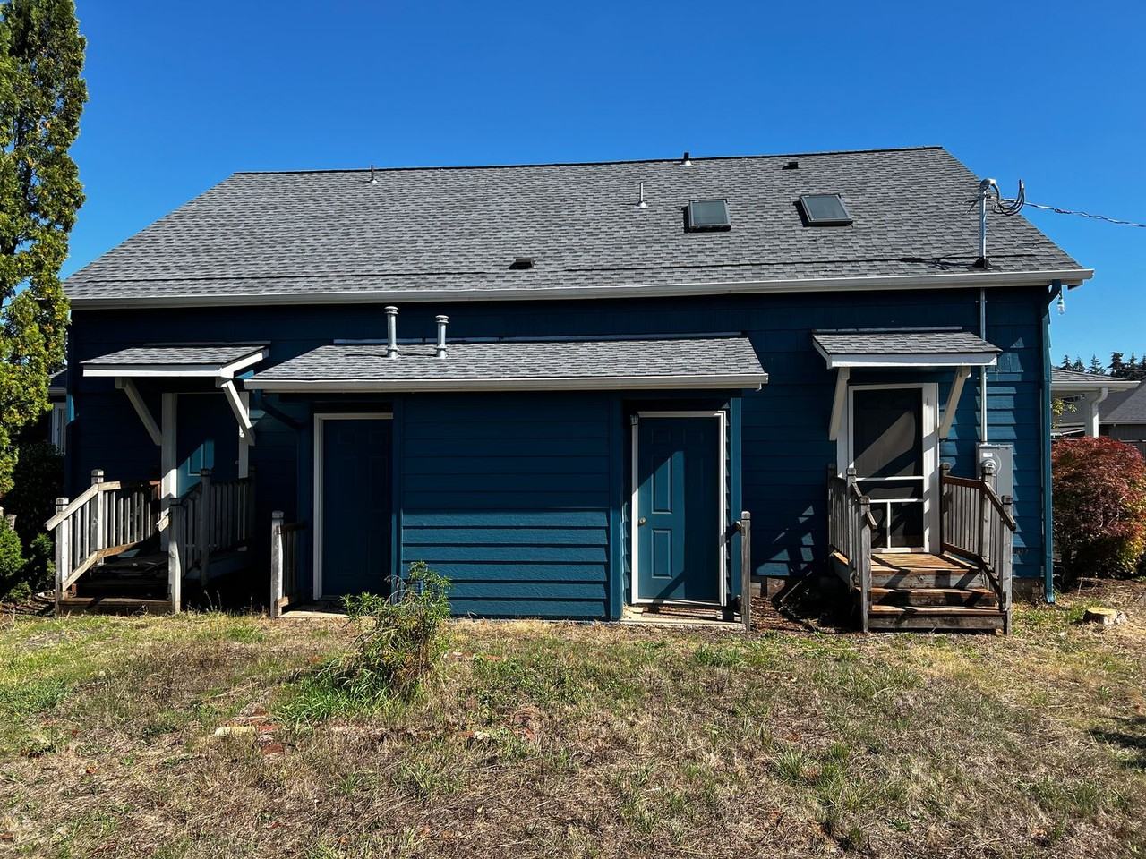 4866 Main St - Photo 4 of 50