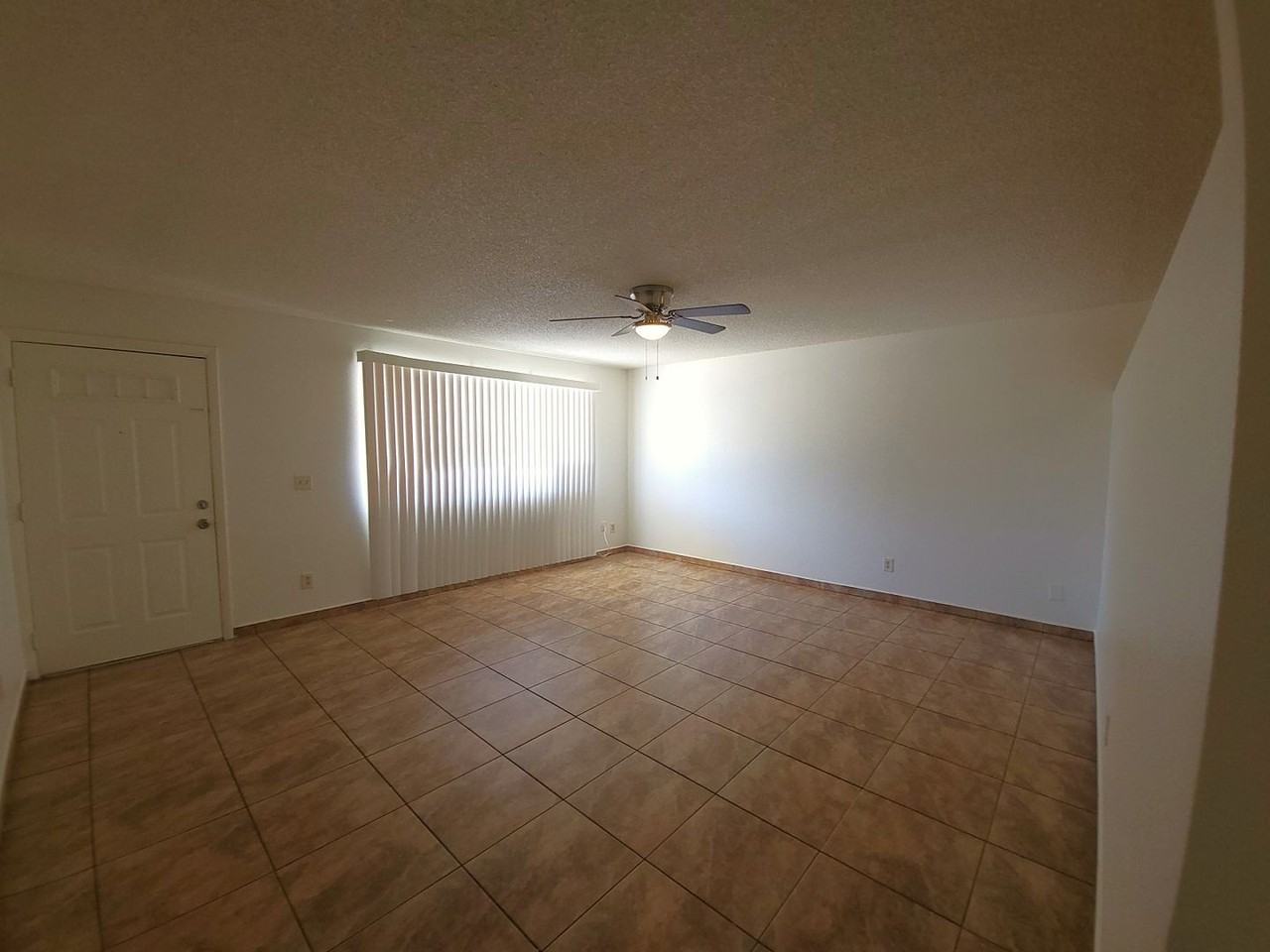 5714 W Virginia Ave - Photo 2 of 14