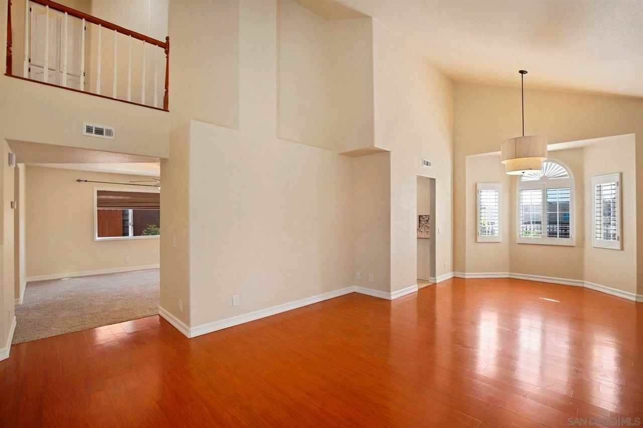 13301 Cicero Court - Photo 3 of 32