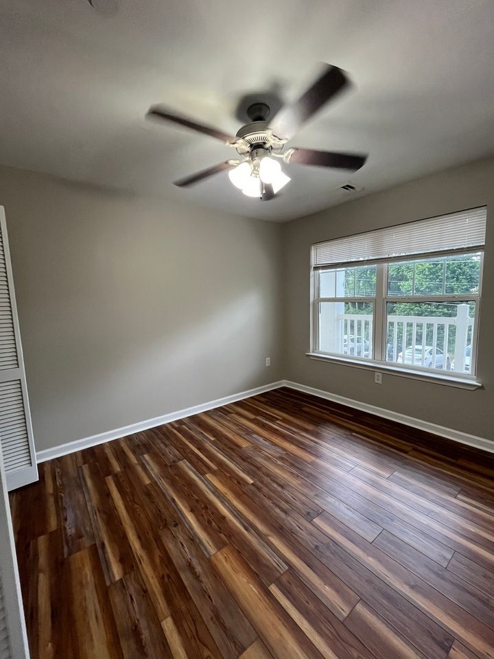 2008 Millenium Pl #207 - Photo 6 of 10