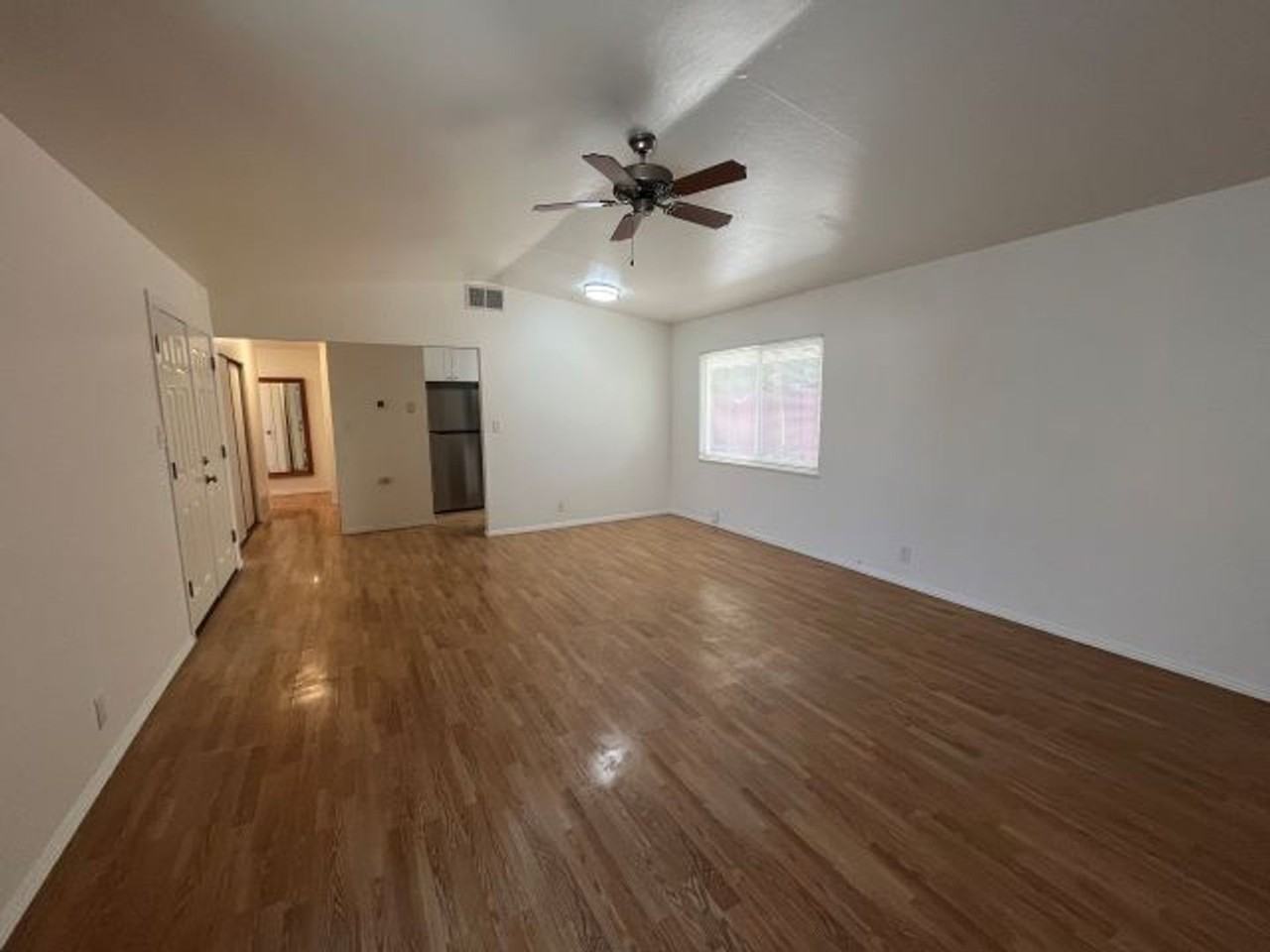 43269 Sweetwood St - Photo 3 of 10