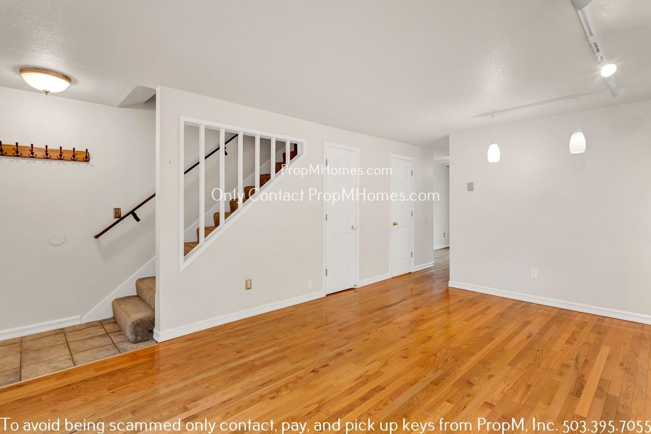 29490 Sw Courtside Dr #15 - Photo 2 of 20