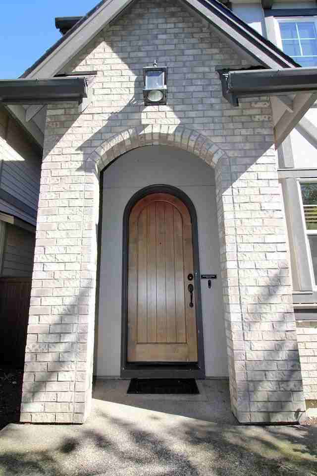 420 Sw 204th Ter - Photo 2 of 26