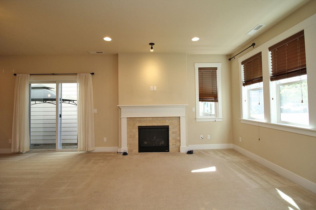 420 Sw 204th Ter - Photo 5 of 26