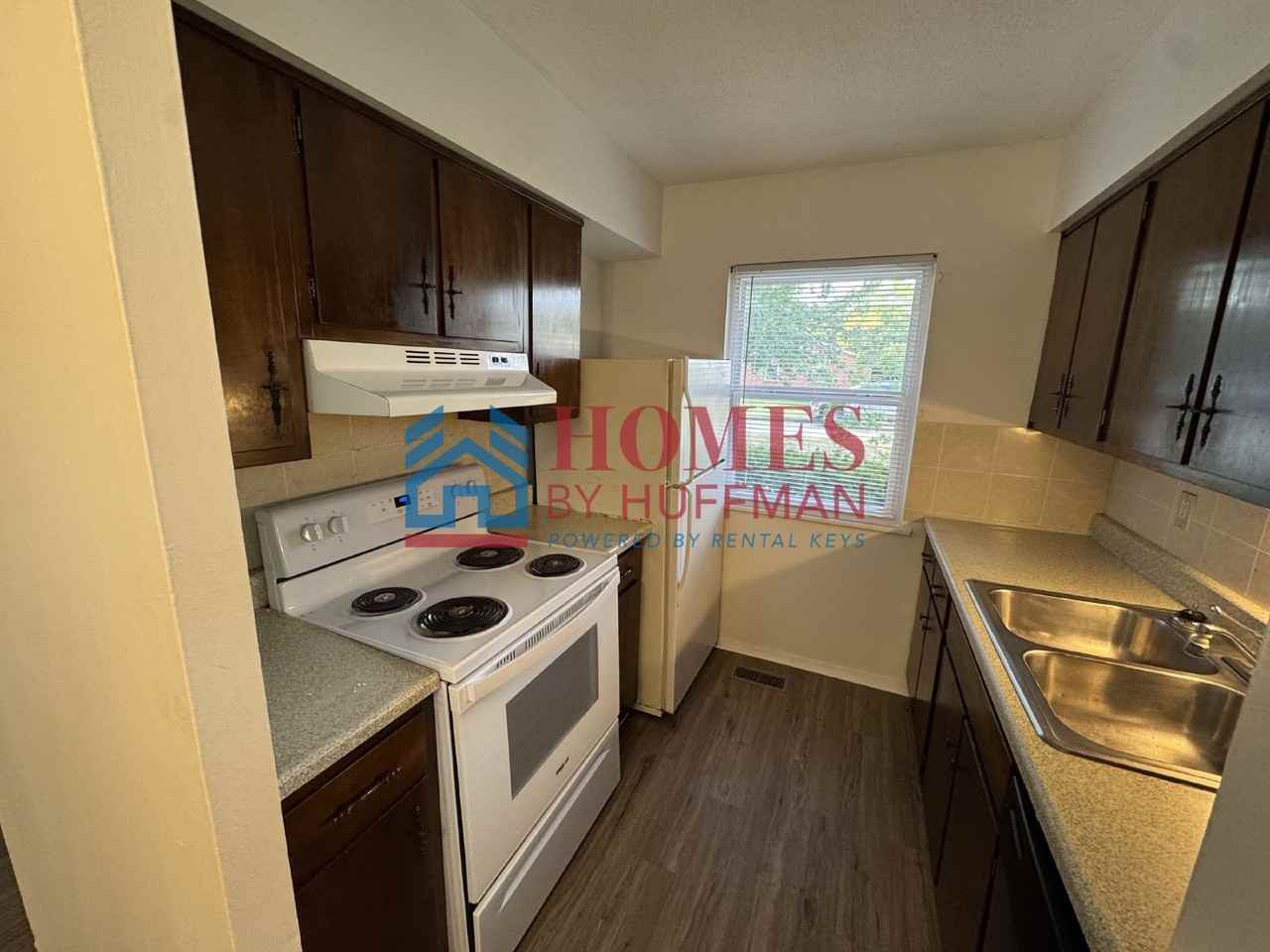 2006 Monroe Avenue - Photo 6 of 14