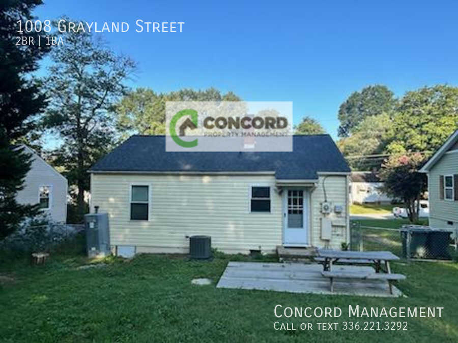 1008 Grayland St - Photo 3 of 15