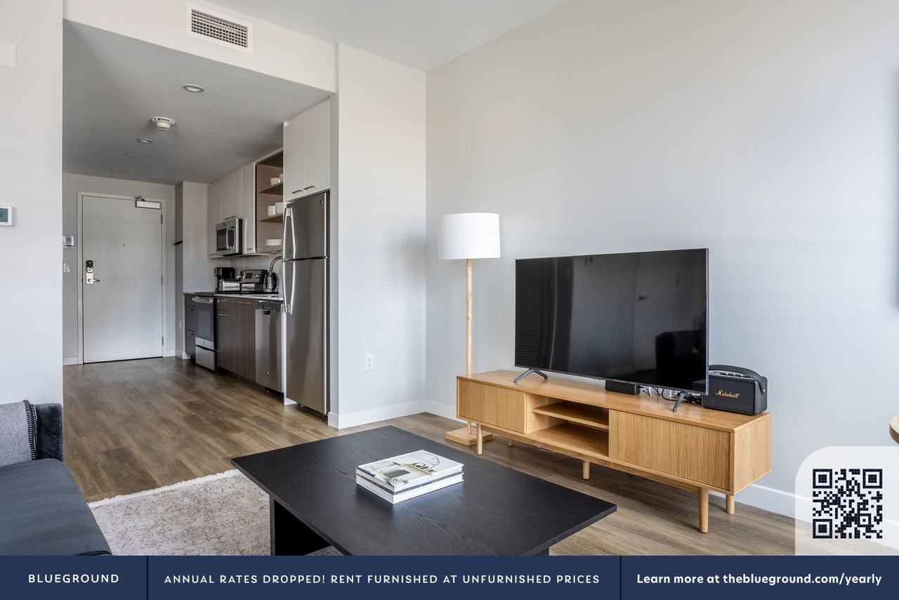 50 Rogers Street - Photo 3 of 33