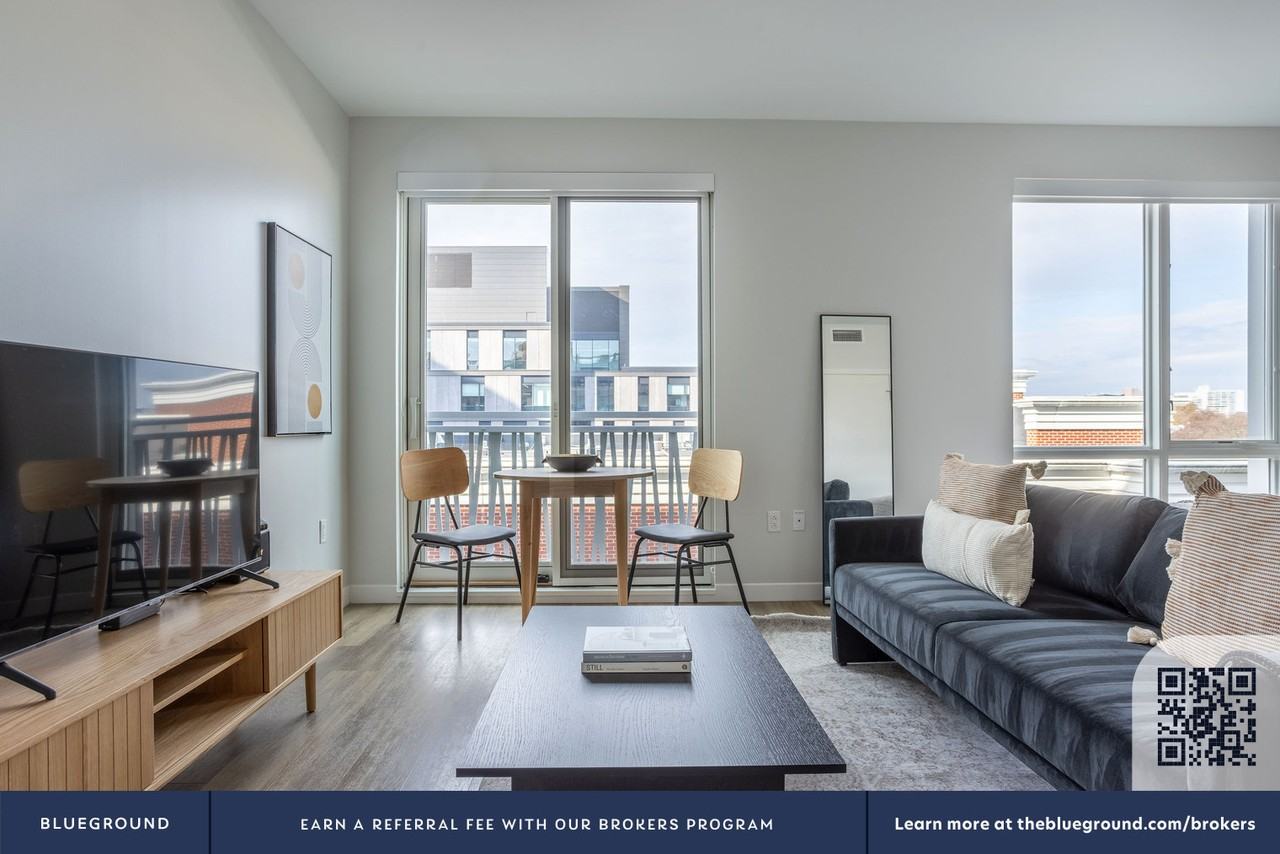 50 Rogers Street - Photo 4 of 33