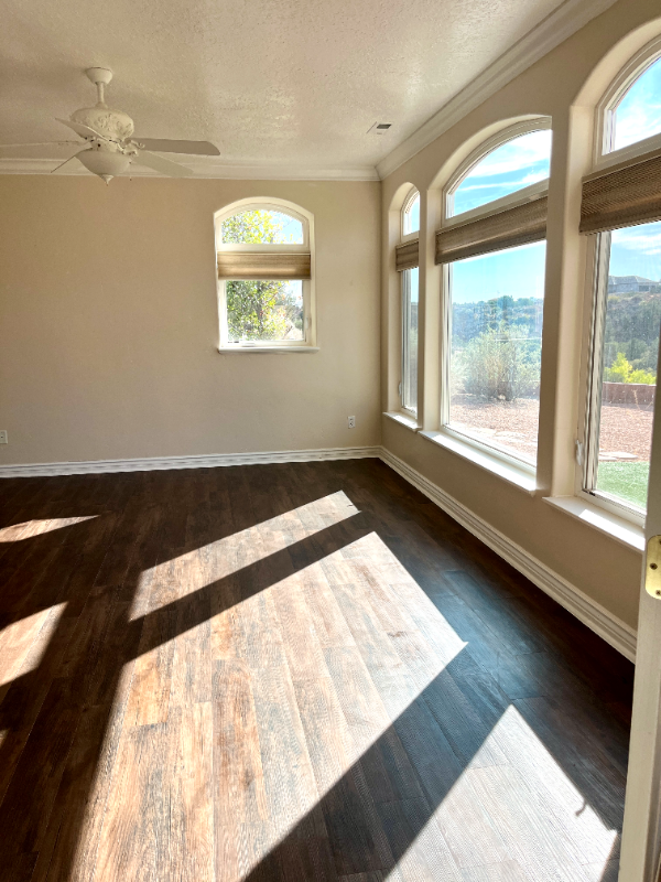 654 W Canyon Creek Dr - Photo 2 of 18