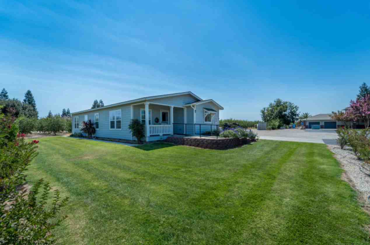 16882 Mello Rd #NA - Photo 2 of 44