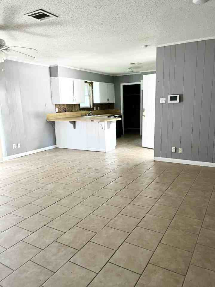 116 Memorial Dr #NA - Photo 3 of 16