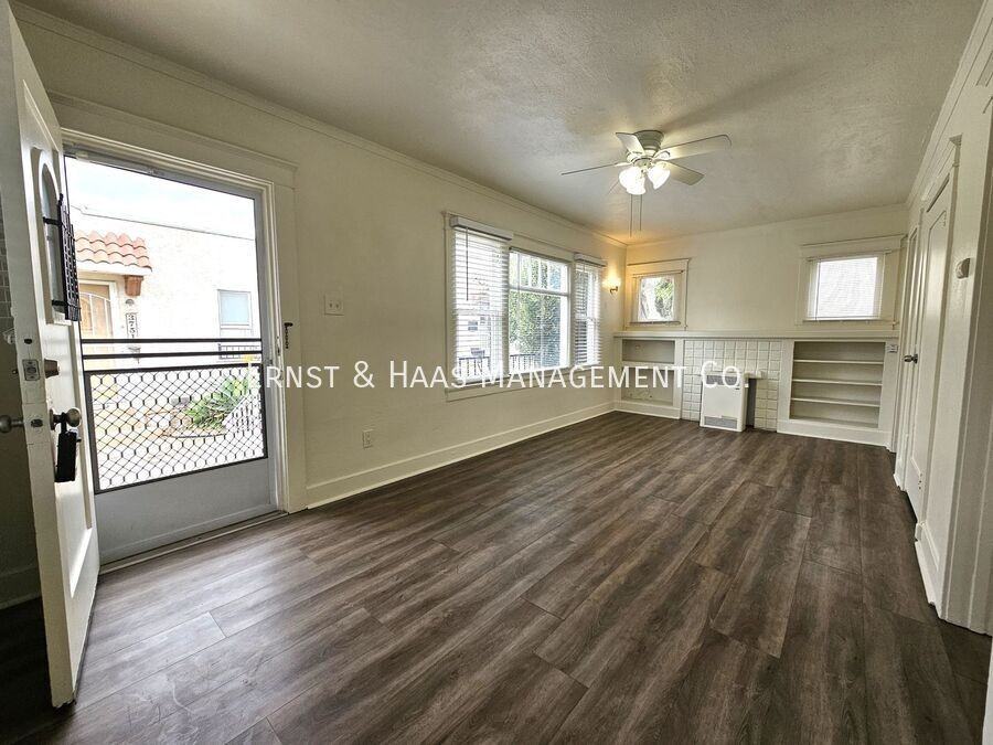 3801 E 14th St - Photo 3 of 15