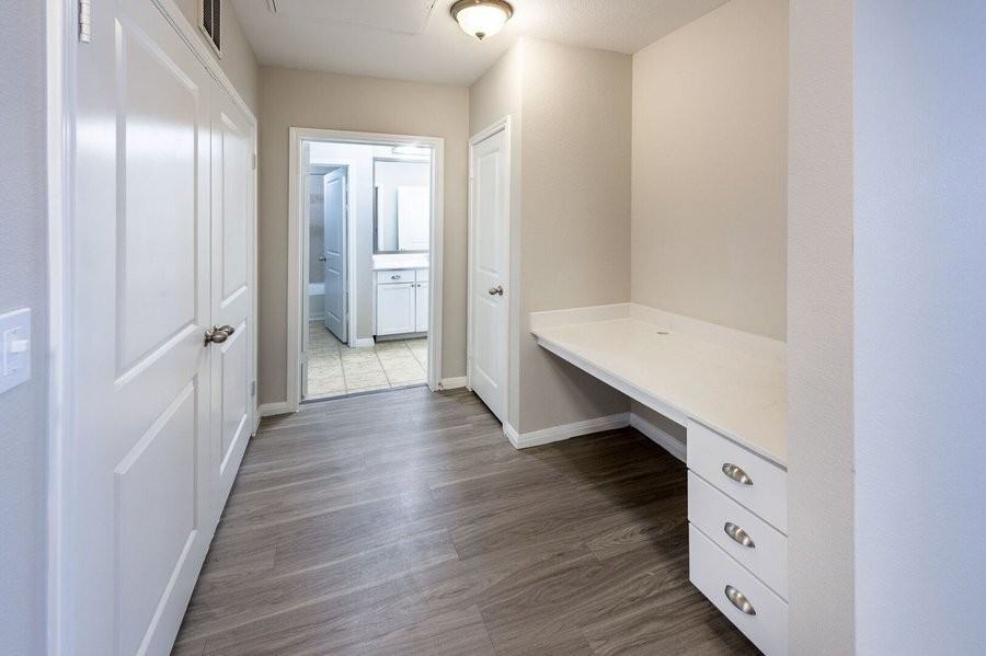 4001 Fannin St #1808 - Photo 4 of 6