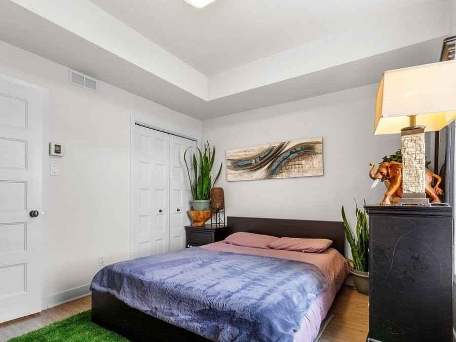 7709 Broadway - Photo 3 of 4