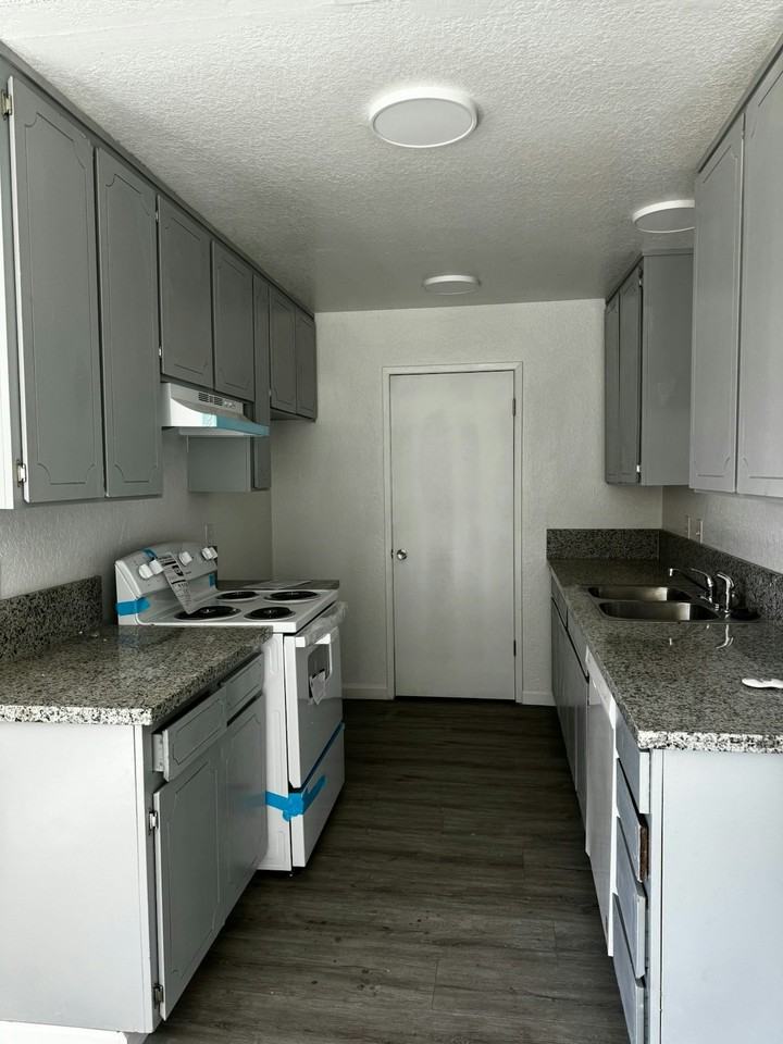 7430 Kelley Dr #7430 - Photo 2 of 11