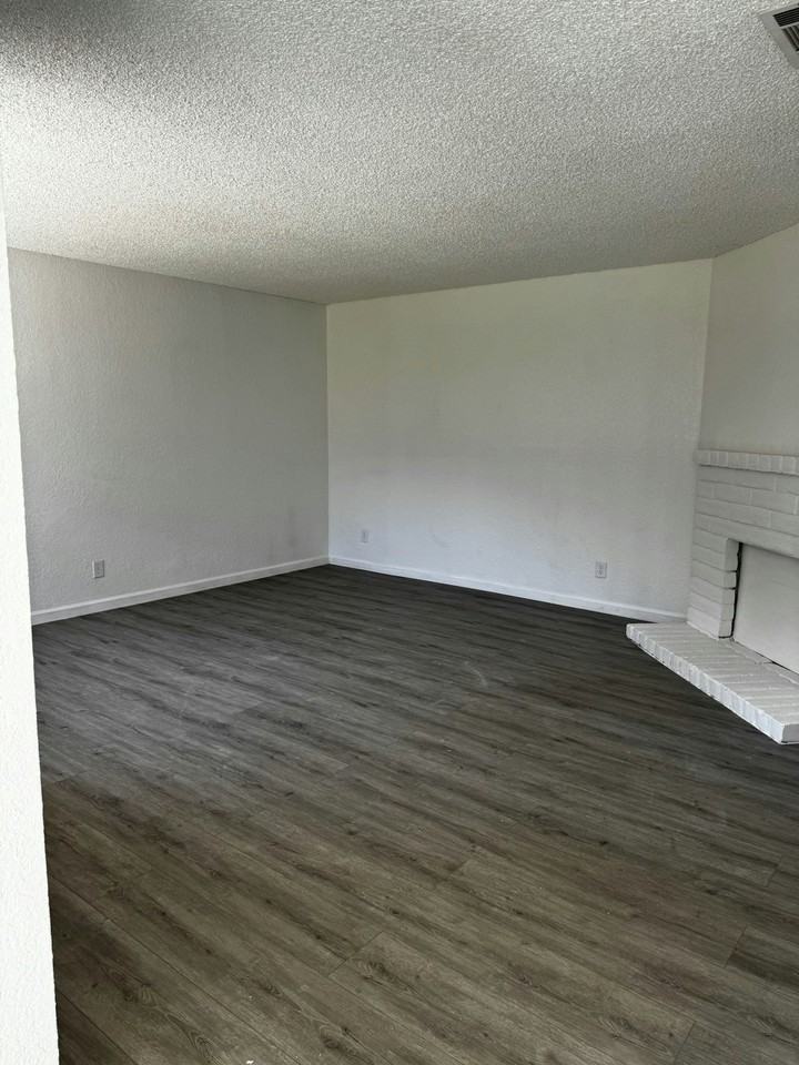 7430 Kelley Dr #7430 - Photo 3 of 11