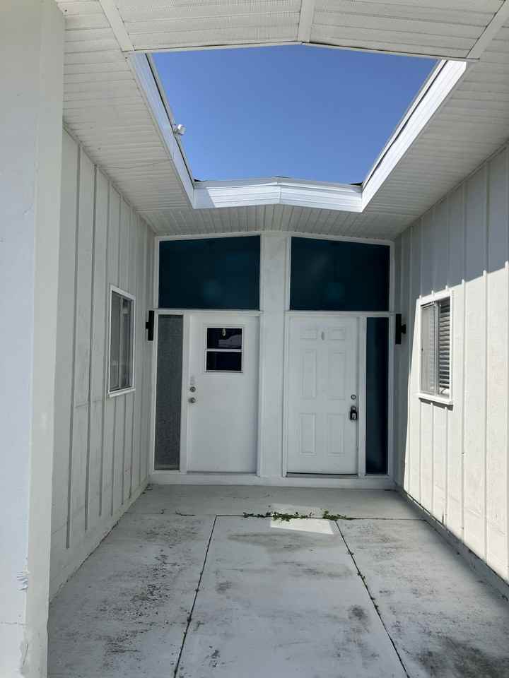 5720 Gallatin Lane - Photo 2 of 16