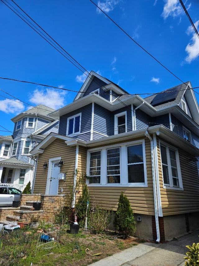 8765 95th St - Photo 2 of 10