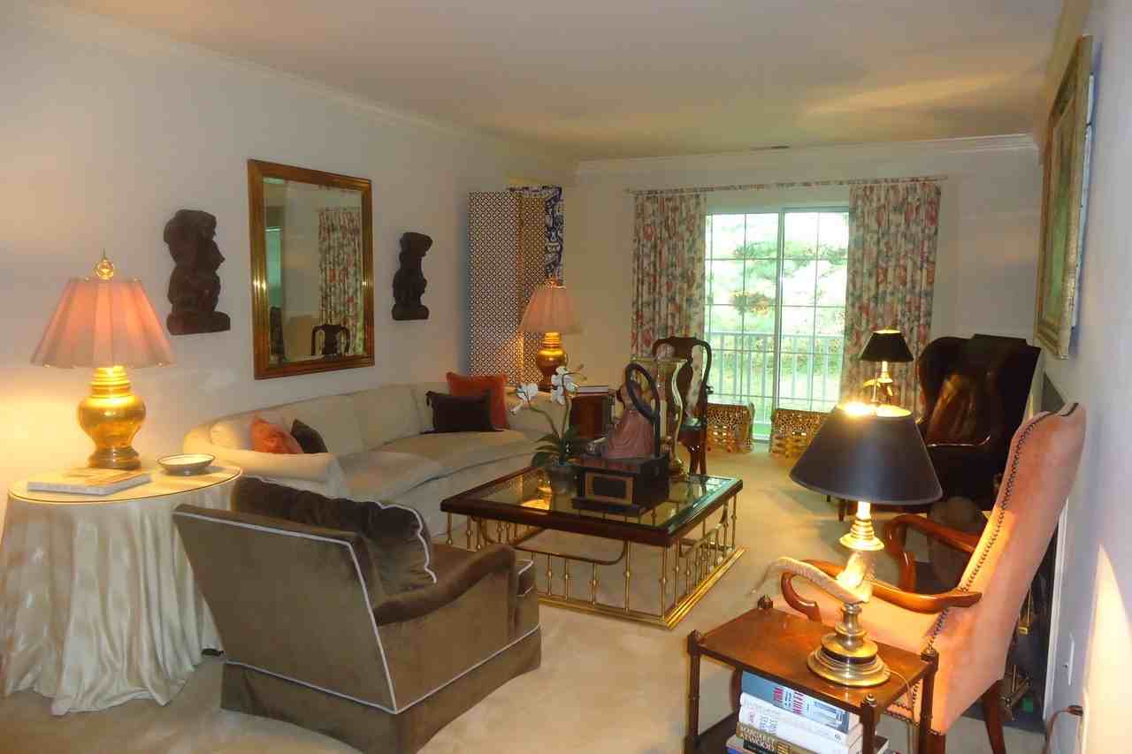 310 Hadley Dr #310 - Photo 3 of 10