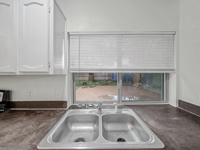 Green Hill Dr - Photo 3 of 9