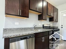 628 W Cornelia Ave #E2 - Photo 1 of 1