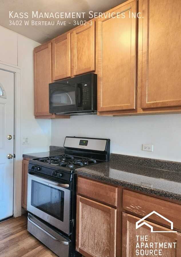 4202 N Kimball Ave #1W - Photo 2 of 9