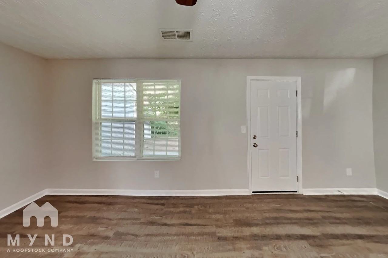 4019 Browne Ct - Photo 3 of 23