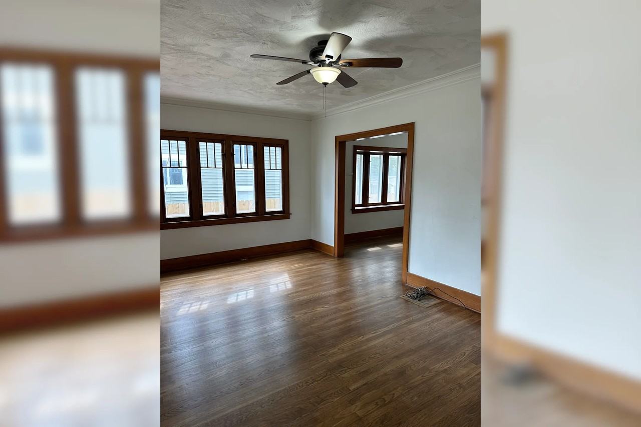 1923 Willard Ave Se - Photo 2 of 9