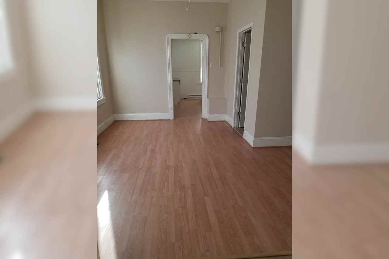 1223 Kraft St - Photo 3 of 9