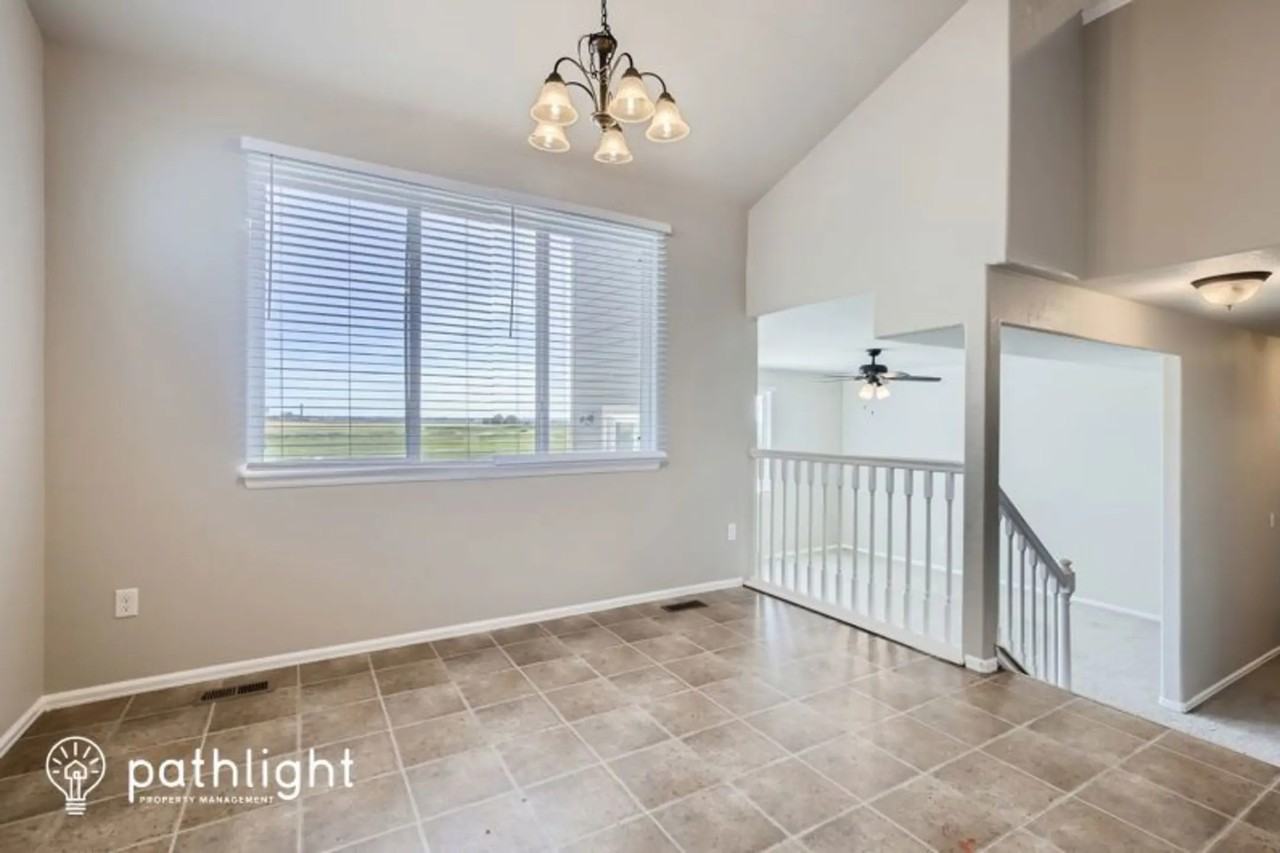2262 Thoreau Dr - Photo 3 of 27