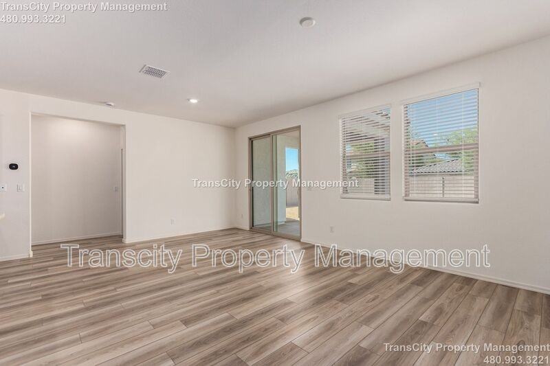 36420 W San Alvarez Ave - Photo 3 of 15