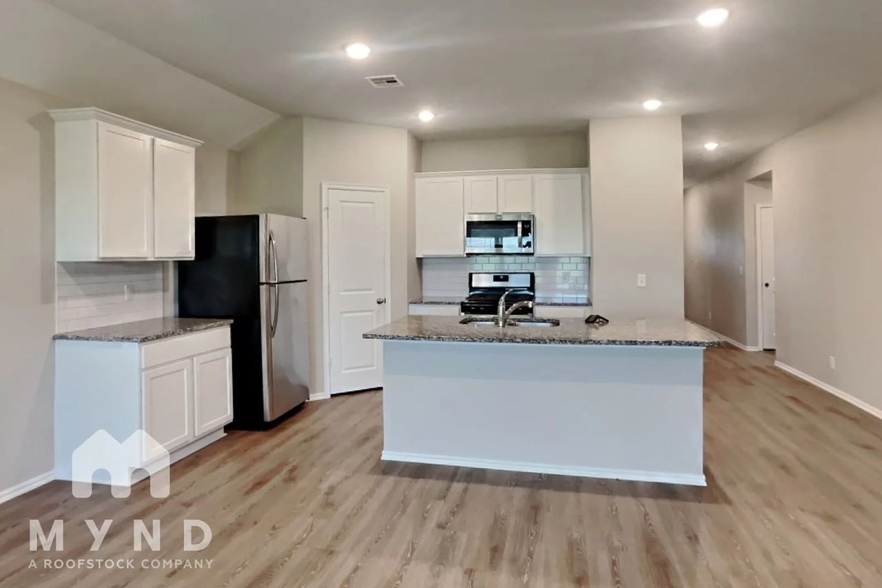 11352 S 281st East Pl - Photo 2 of 21