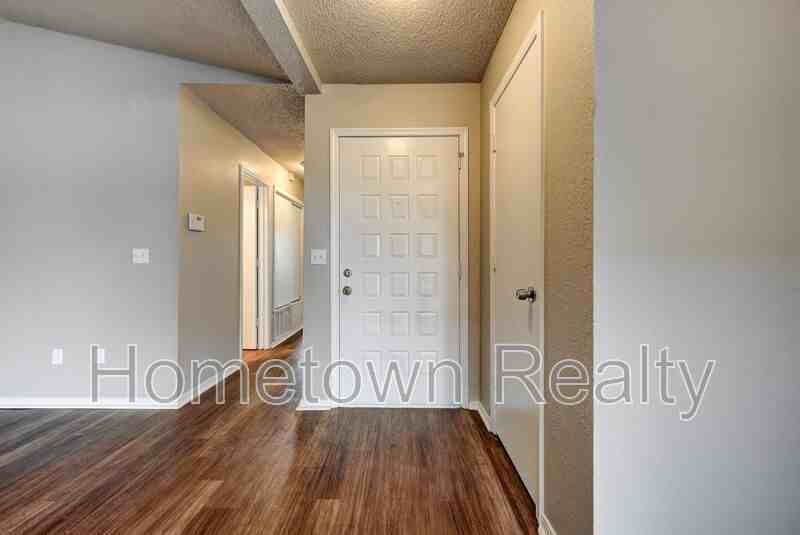 307 Nw 119th St - Photo 3 of 41