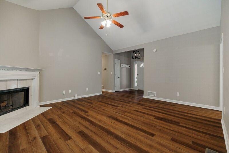 195 Bedford Dr - Photo 7 of 30