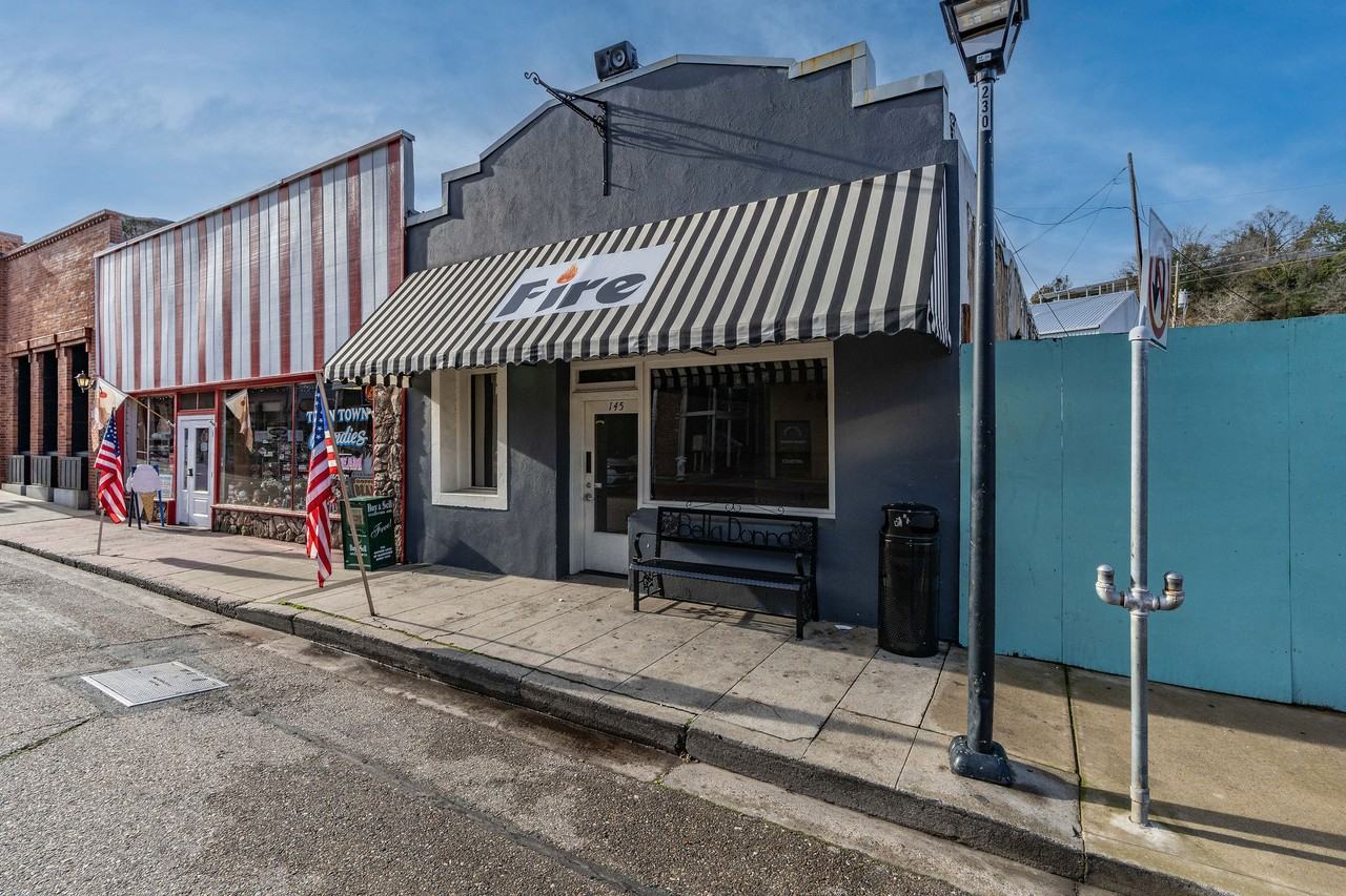 145 Main St - Photo 2 of 14