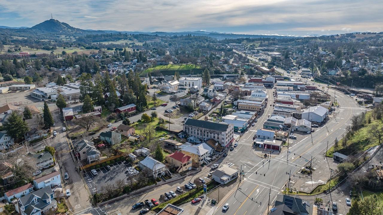 145 Main St - Photo 3 of 14