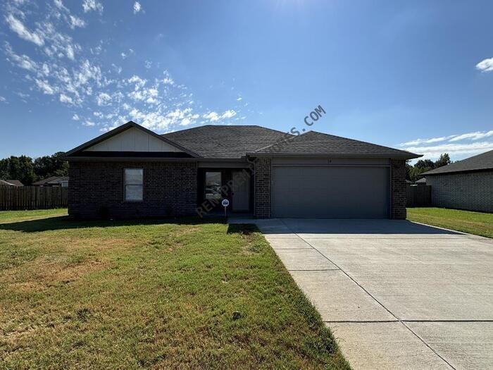 14 Winchester Dr - Photo 2 of 27