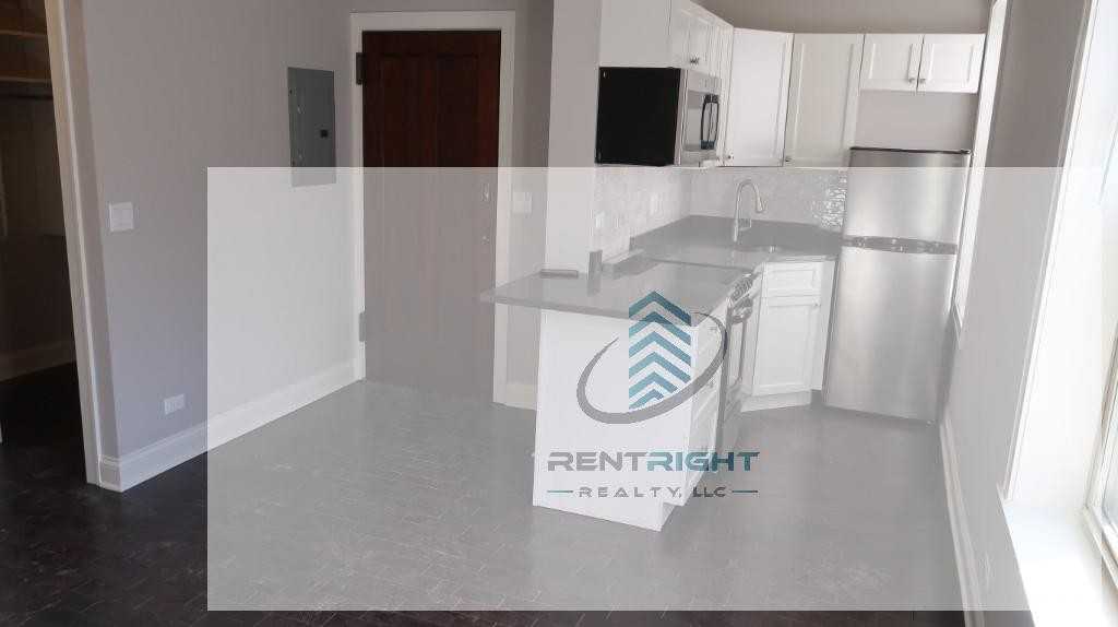 640 W Wrightwood Ave #108 - Photo 6 of 12