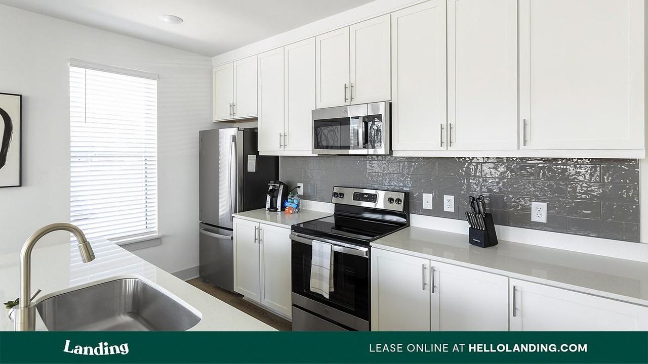 2500 9th Ave SW - Photo 3 of 50