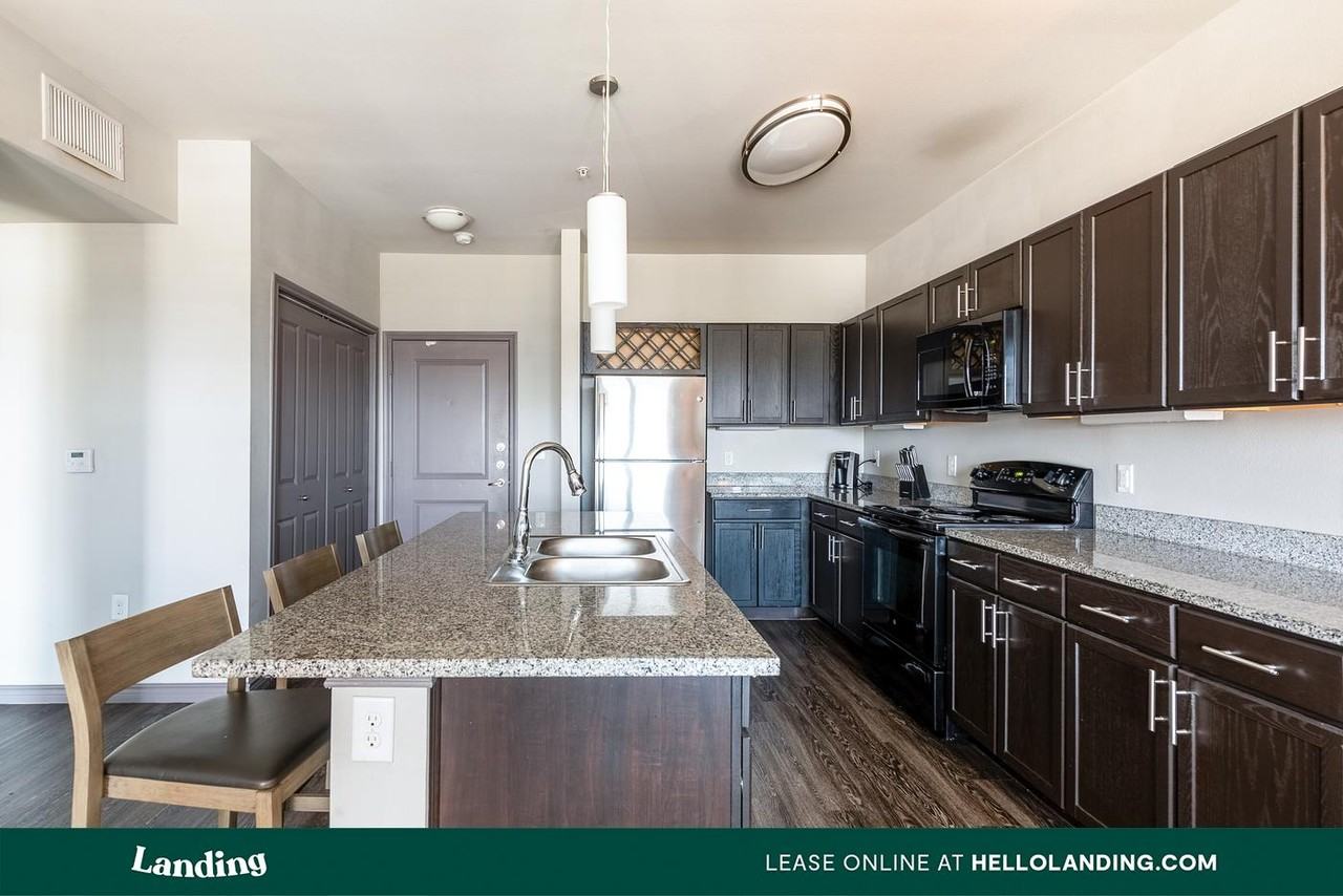 650 South Main Street - Photo 7 of 50