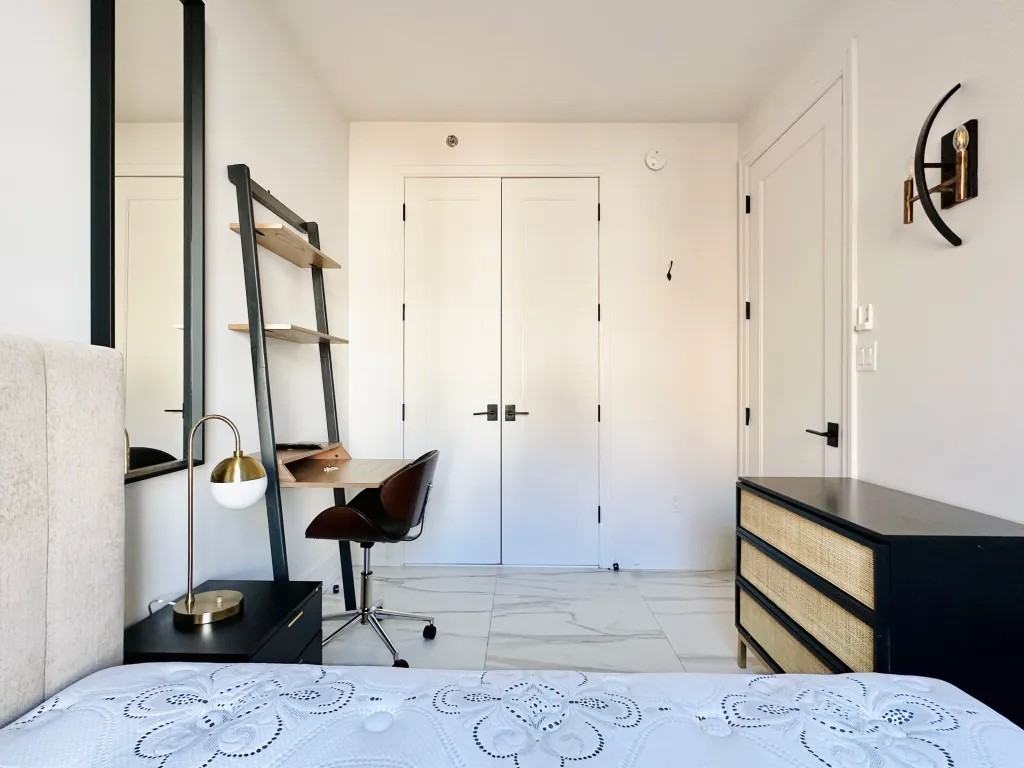 Evergreen Ave & Willoughby Ave #570 - Photo 3 of 11