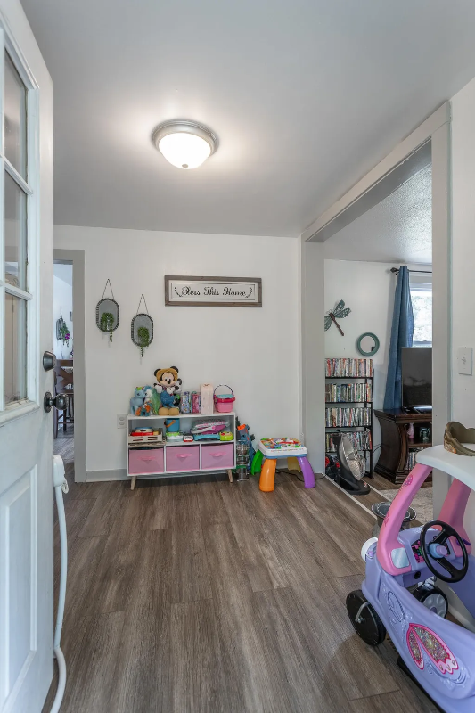 4915 Orchard Dr - Photo 2 of 21